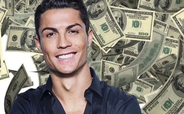 前10名2023年薪水最高的足球運動員，最高的一天賺2000萬台幣！
