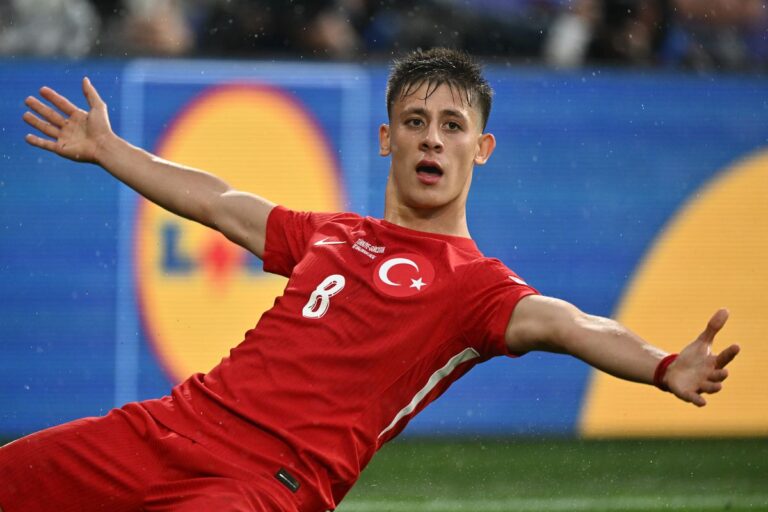 2024歐洲盃／19歲「新梅西」超越C羅紀錄！世界波助土耳其奪首勝（圖／法新社）