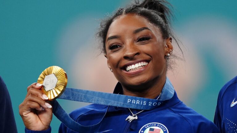 走過貧窮與性侵的陰影！ 強勢回歸舞台的體操天后－拜爾斯（Simone Biles）