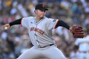 MLB／短暫大聯盟之旅 鄧愷威奪生涯首勝後重返3A