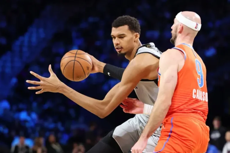 NBA／NBA盃冠軍戰火熱開打！馬刺上半場61：59緊咬尼克