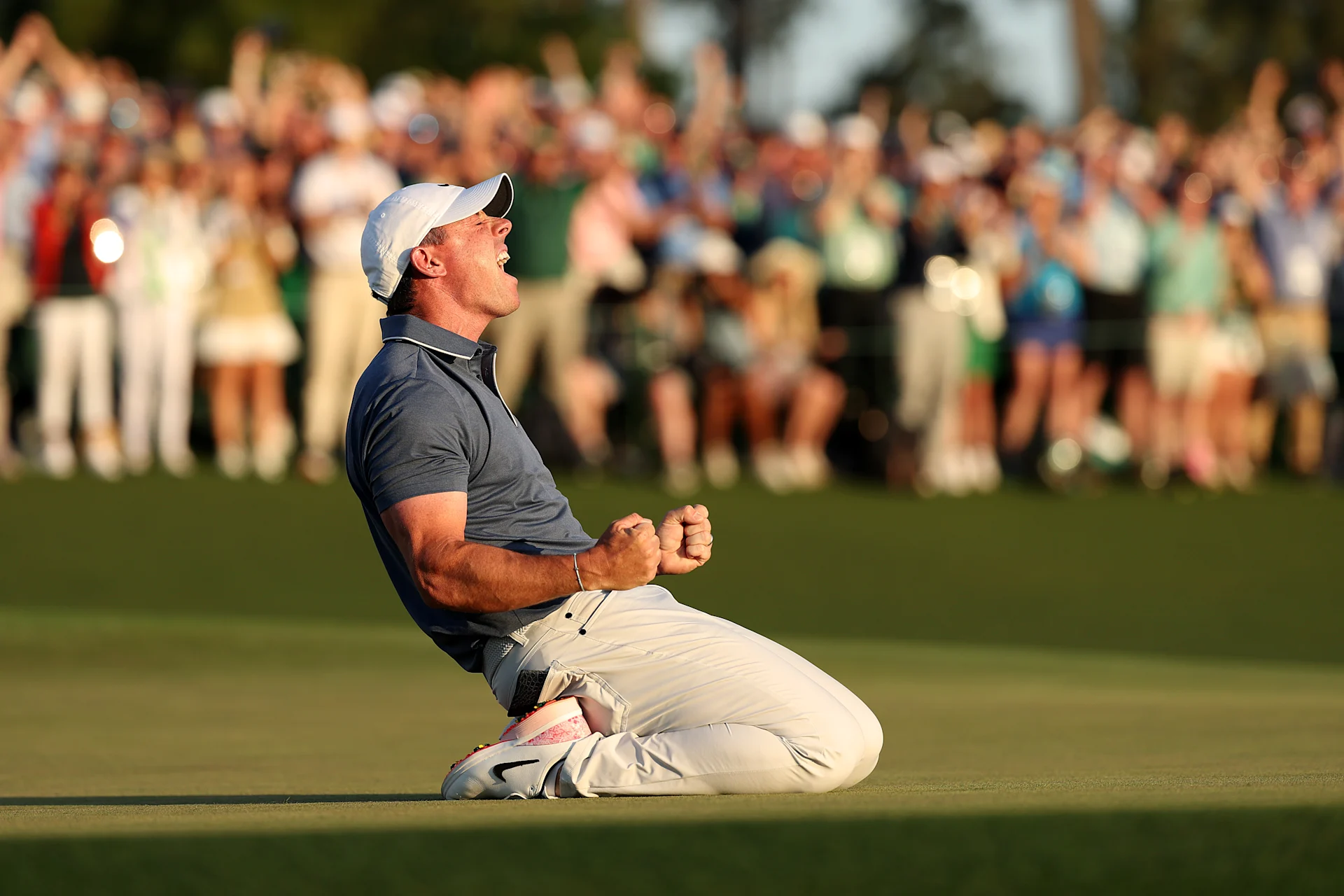 高爾夫／麥克羅伊成功衛冕名人賽　戲劇性勝出再寫歷史